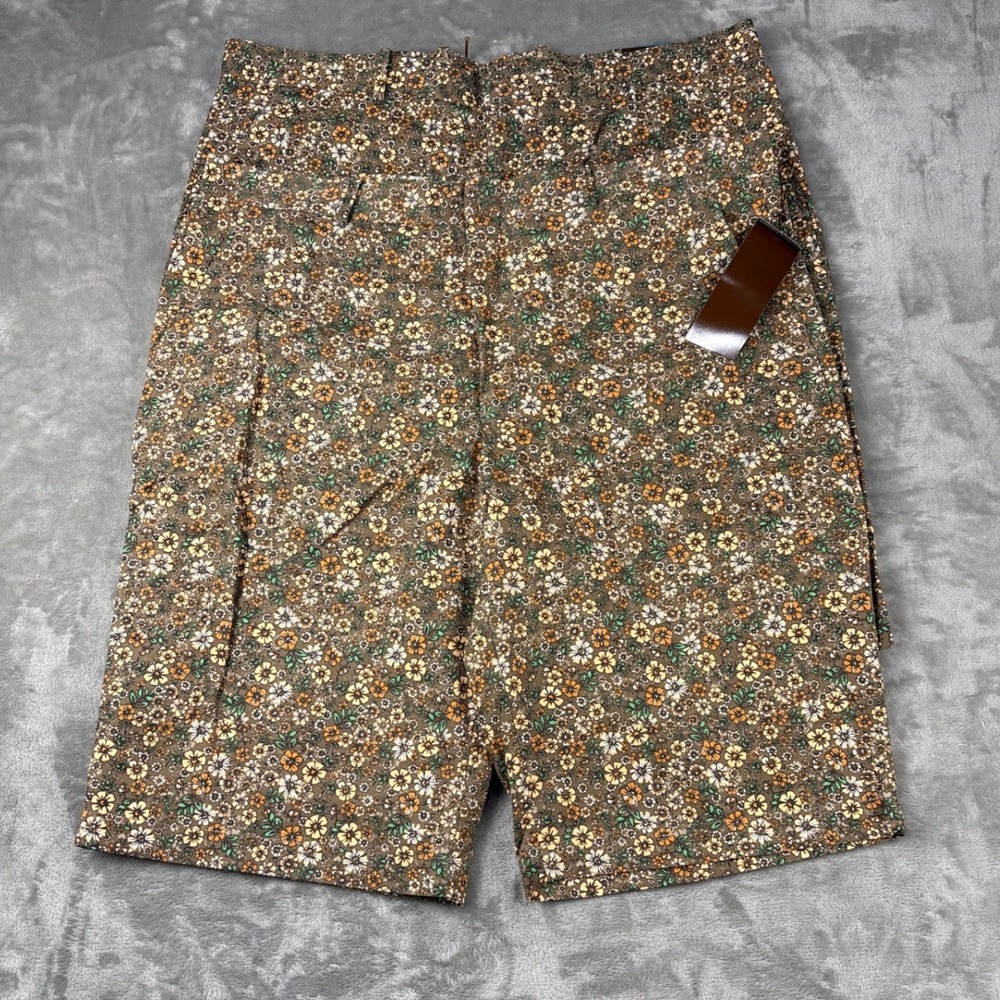 Perry Ellis Men's Floral Print Flat Front Shorts in Brown and Green